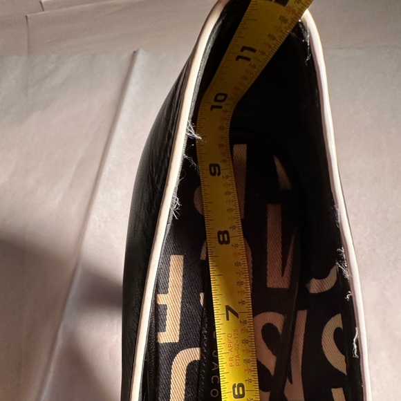 Marc Jacobs Black Leather Buckle Front Heels Size 39 - Picture 9 of 9